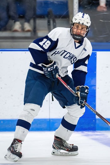 Hotchkiss sophomore C Karsen Dorwart notched a pair of goals 46 seconds apart in the Bearcats' 4-0 shutout win over Loomis on Mon. Feb.17. Linemates